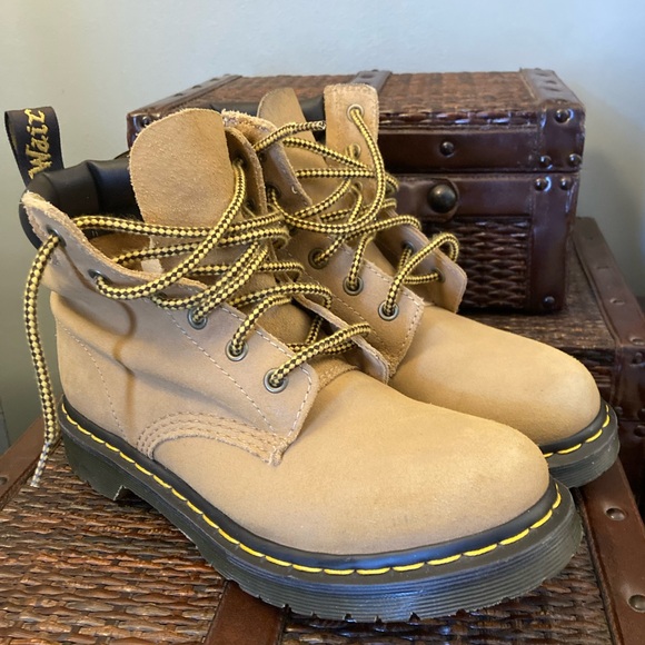 Dr Martens 939
Waxy Suede Ankle Boots - Picture 4 of 13